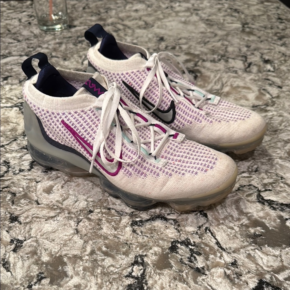 Nike Air Vapormax Flyknit shoes
